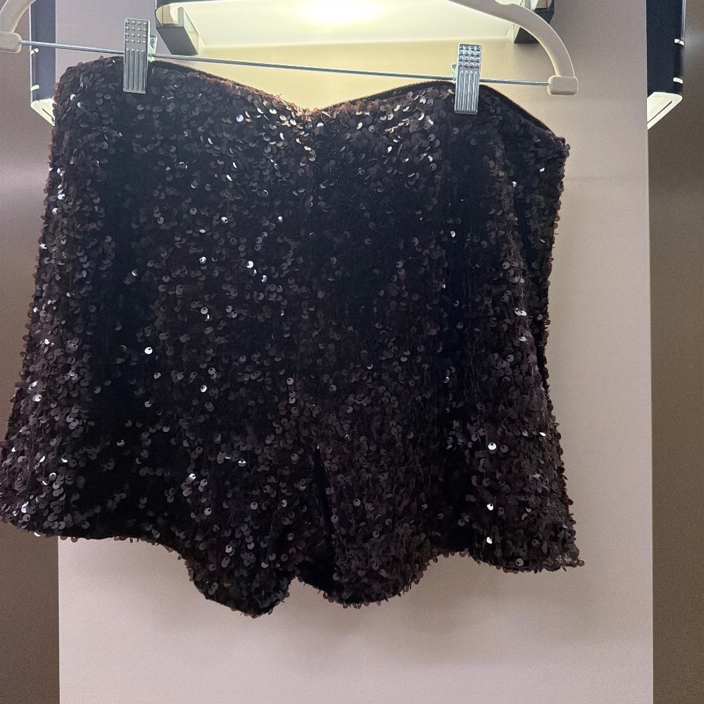 Ming - Picture 4 of 5